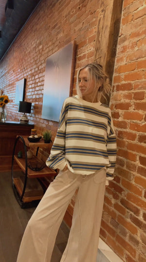 
                  
                    Load image into Gallery viewer, Blakely Pullover
                  
                