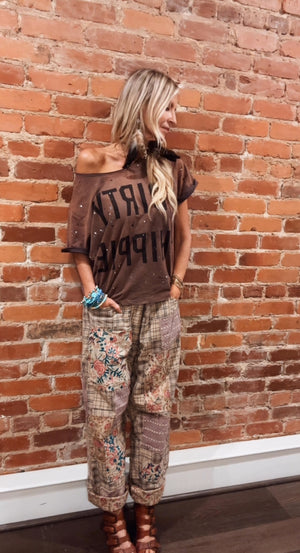 
                  
                    Load image into Gallery viewer, Traveling On Pants
                  
                