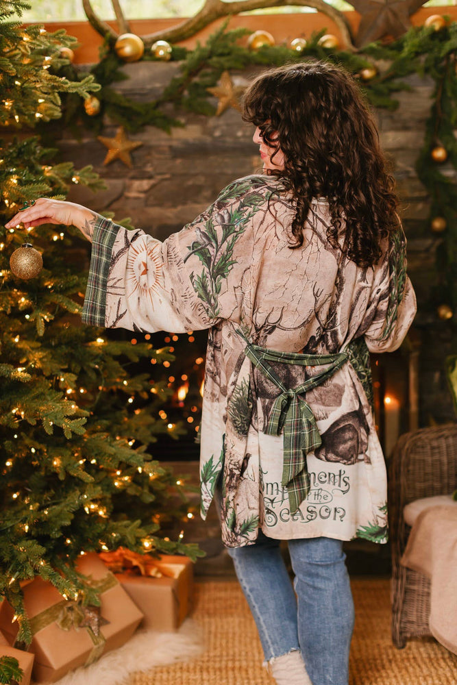 
                  
                    Load image into Gallery viewer, Winter Wish Christmas Duster Cardi
                  
                