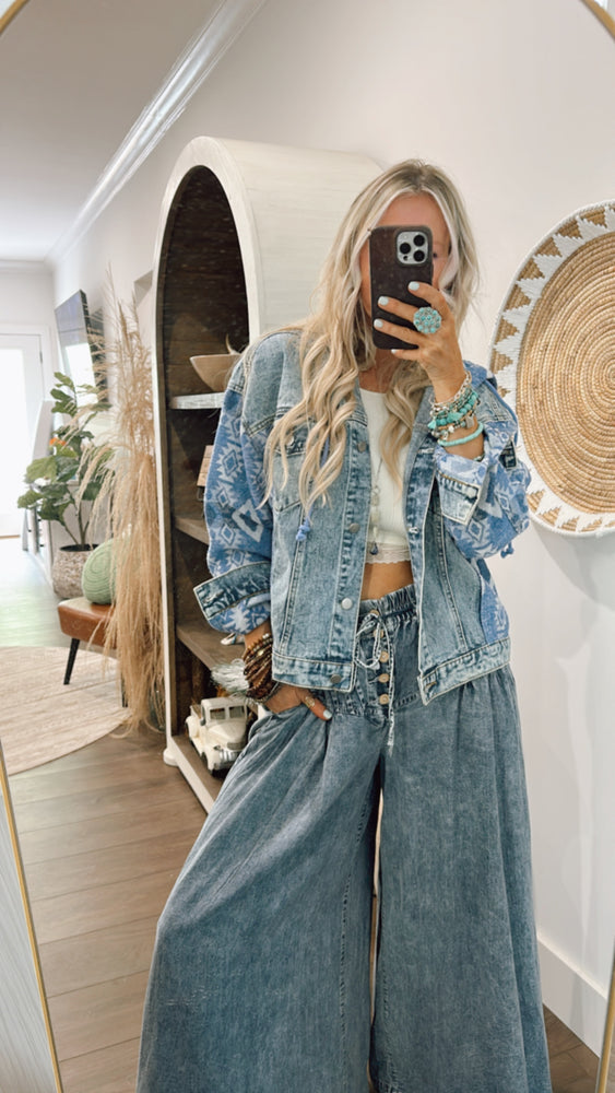 
                  
                    Load image into Gallery viewer, Highroad Pintuck Pants
                  
                