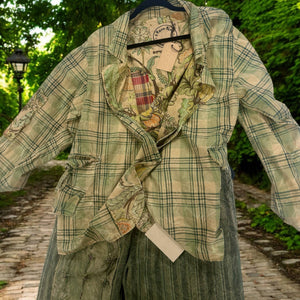 
                  
                    Load image into Gallery viewer, Garden Mix Reversible Jacket
                  
                