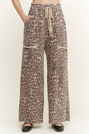 
                  
                    Load image into Gallery viewer, Lenny Wide Leg Pants
                  
                