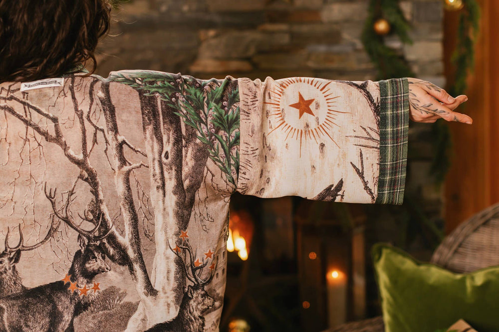 
                  
                    Load image into Gallery viewer, Winter Wish Christmas Duster Cardi
                  
                