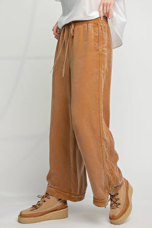 
                  
                    Load image into Gallery viewer, Camel Wide Leg Pants
                  
                