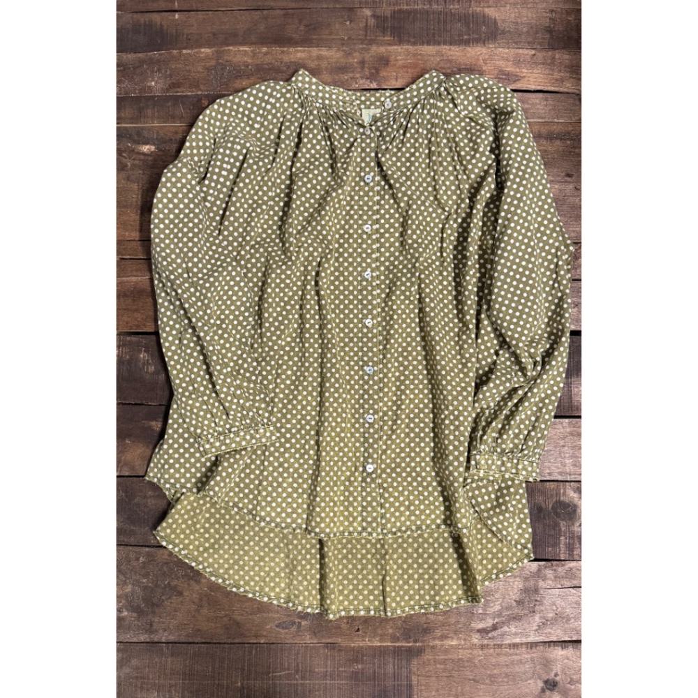 
                  
                    Load image into Gallery viewer, Sweet Nothings Shirt - Polka Dot
                  
                