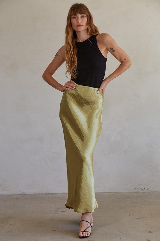 
                  
                    Load image into Gallery viewer, Vermont Valley Skirt (Olive Gold)
                  
                