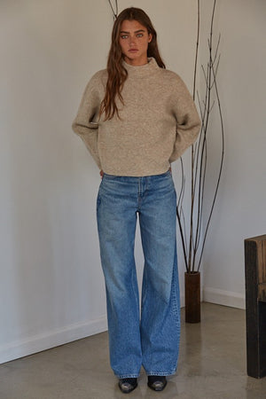 
                  
                    Load image into Gallery viewer, The Paige Pullover
                  
                
