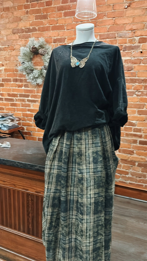 
                  
                    Load image into Gallery viewer, Butterfly Necklace
                  
                