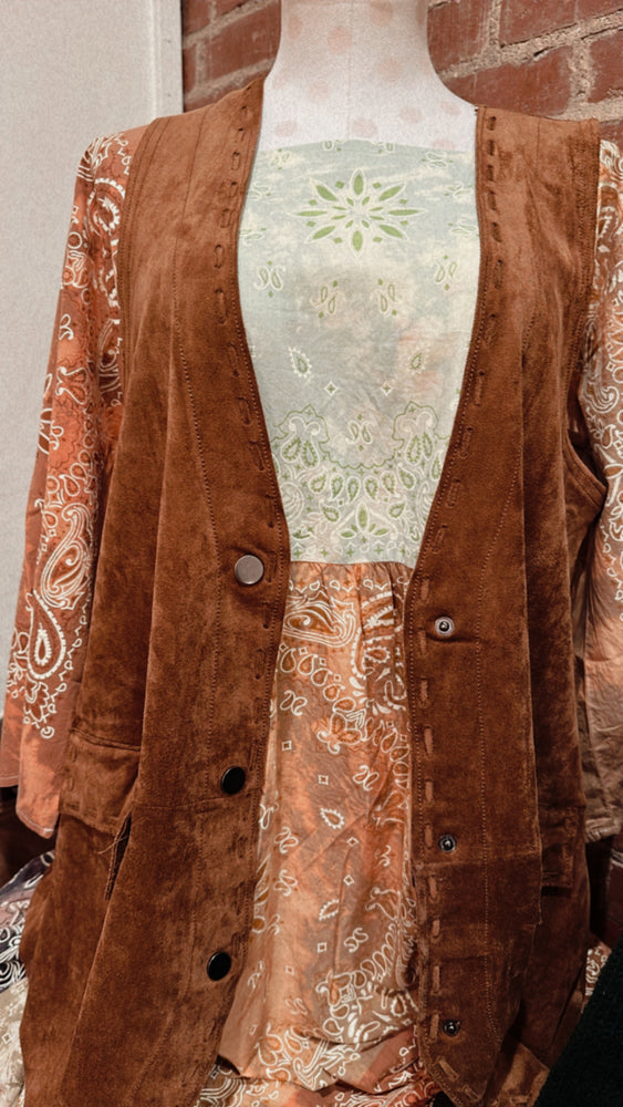 
                  
                    Load image into Gallery viewer, Meadow Oaks Dress
                  
                