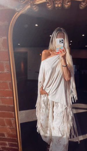 
                  
                    Load image into Gallery viewer, Showstopper Fringe Top
                  
                