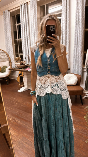 
                  
                    Load image into Gallery viewer, Artic Blue Maxi Skirt
                  
                