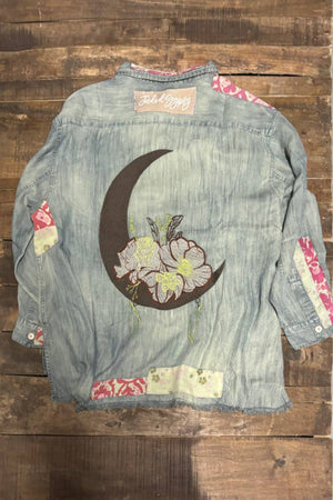 
                  
                    Load image into Gallery viewer, Gypsy Moon Button Up
                  
                