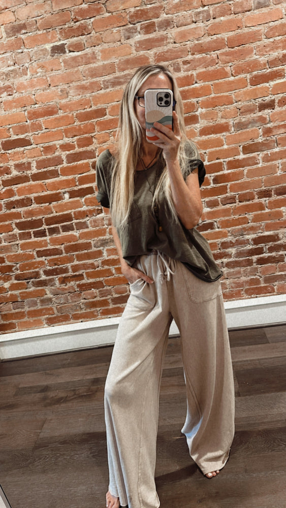 
                  
                    Load image into Gallery viewer, Relaxing Wide Leg Pant (Teal)
                  
                