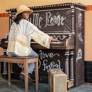 
                  
                    Load image into Gallery viewer, Radiate Love Pixie Duster Kimono
                  
                
