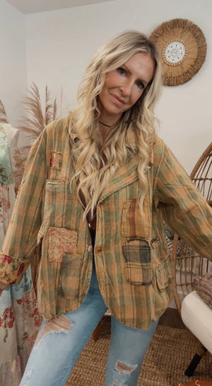 
                  
                    Load image into Gallery viewer, Dreamy Garden Reversible Jacket
                  
                