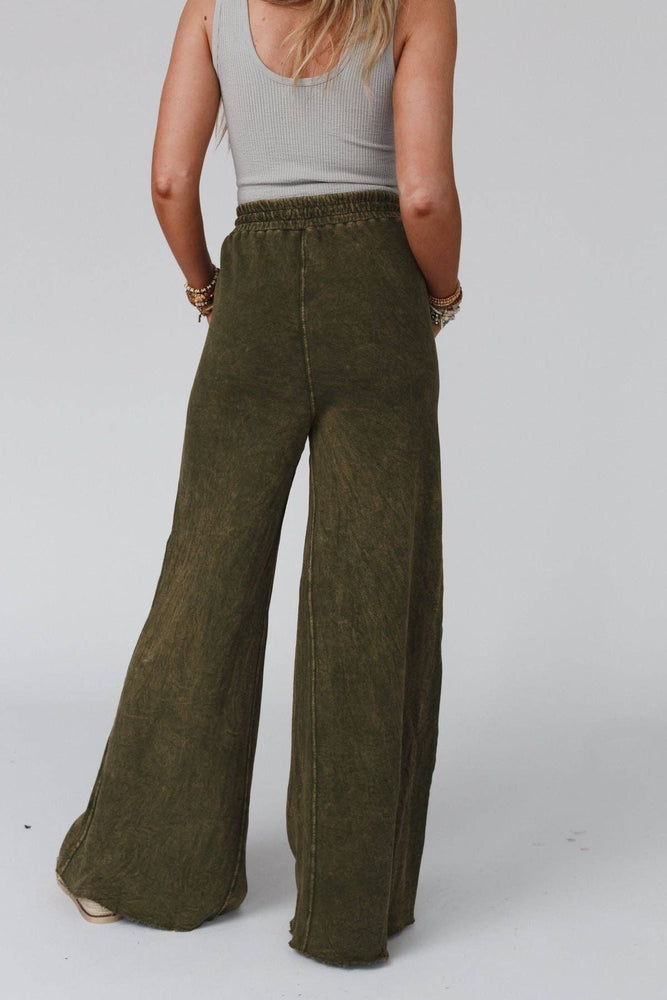 
                  
                    Load image into Gallery viewer, Relaxing Wide Leg Pant (Olive)
                  
                