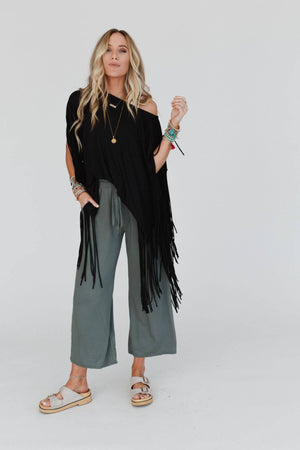 
                  
                    Load image into Gallery viewer, Showstopper Fringe Top
                  
                