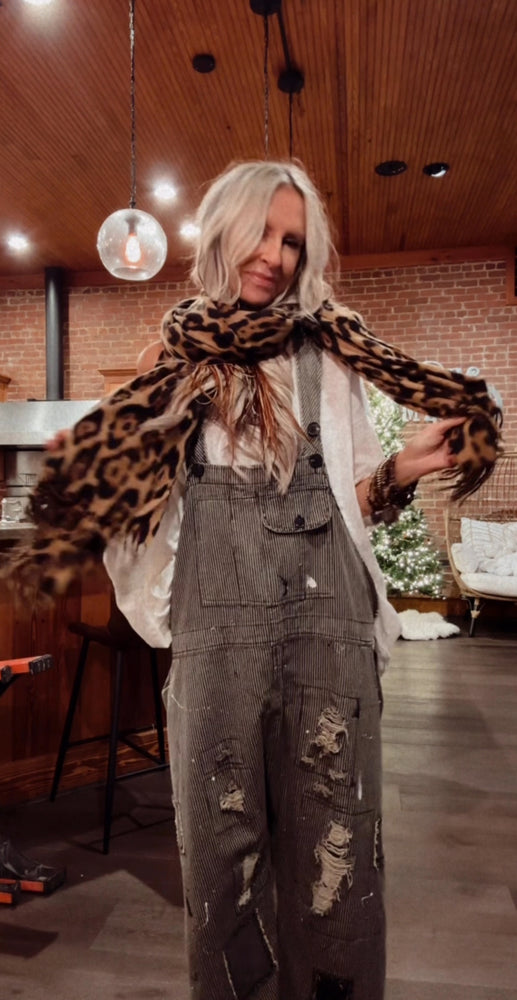 
                  
                    Load image into Gallery viewer, Iconic Leopard Scarf
                  
                