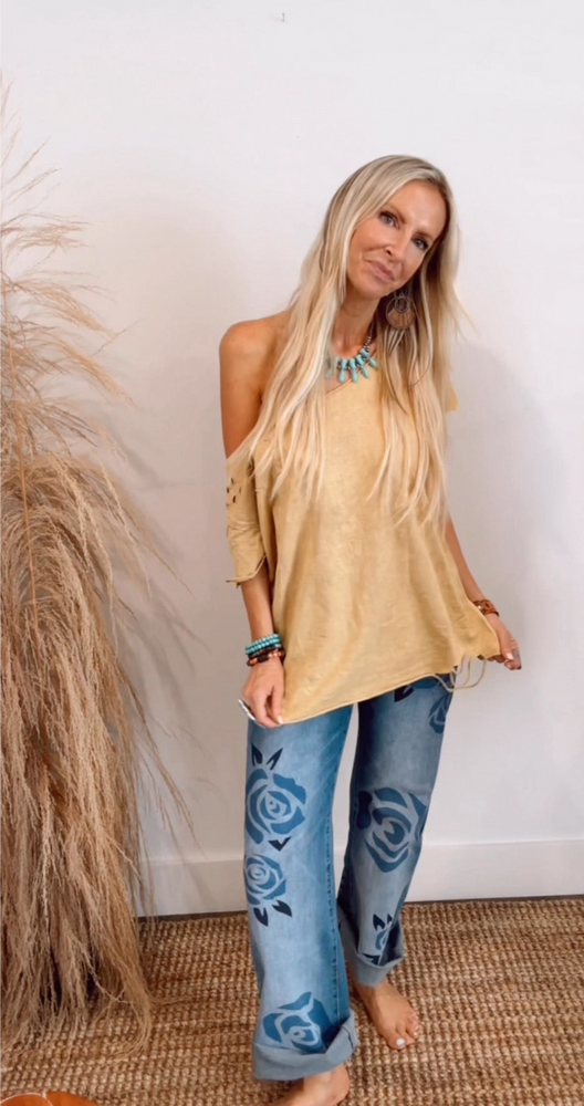 
                  
                    Load image into Gallery viewer, Printed Illusions Jeans
                  
                