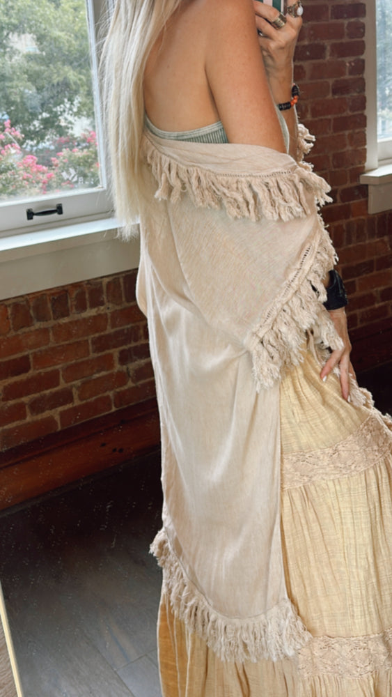 
                  
                    Load image into Gallery viewer, Sunkissed Kimono
                  
                