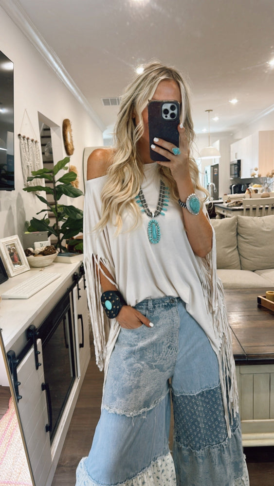
                  
                    Load image into Gallery viewer, Showstopper Fringe Top
                  
                