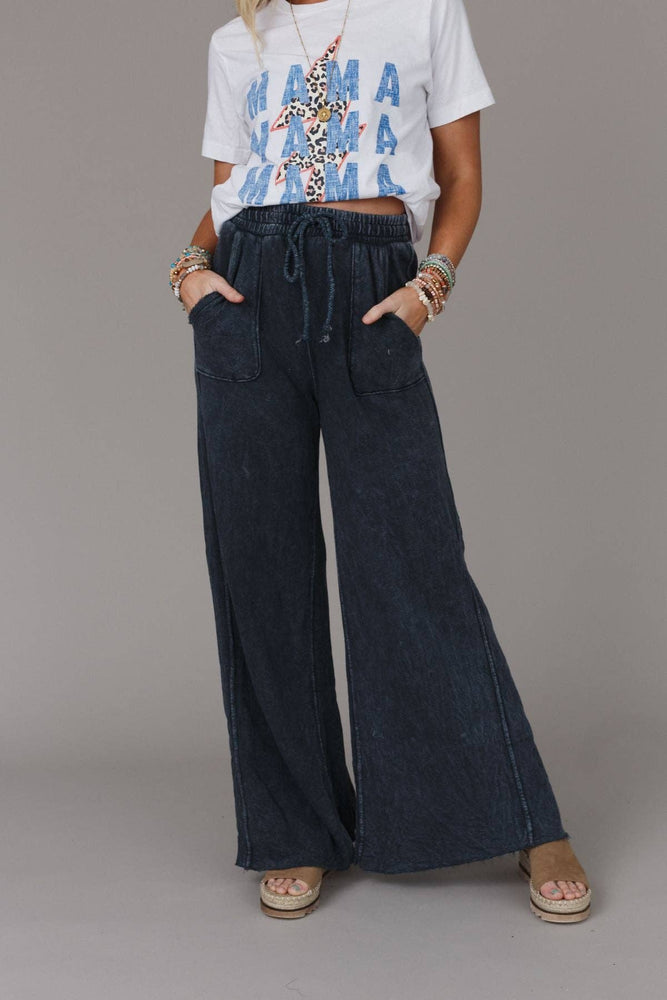 
                  
                    Load image into Gallery viewer, Relaxing Wide Leg Pant
                  
                