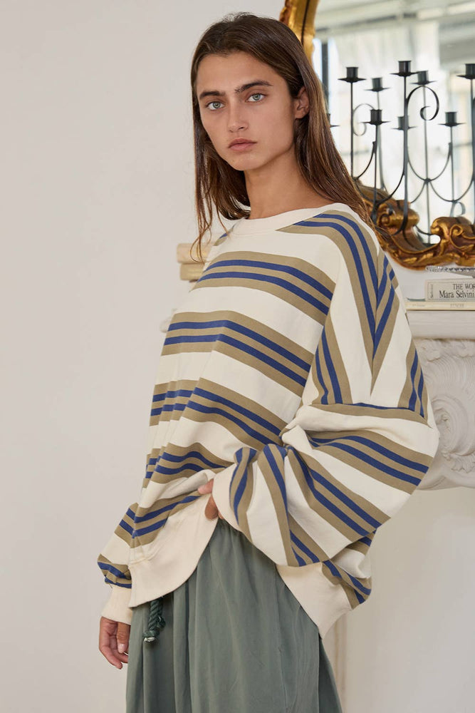 
                  
                    Load image into Gallery viewer, Blakely Pullover
                  
                