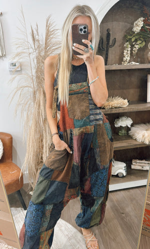 
                  
                    Load image into Gallery viewer, The creative Jumpsuit (Handmade)
                  
                