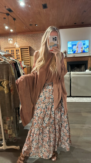 
                  
                    Load image into Gallery viewer, Daisy Rain Maxi Skirt
                  
                