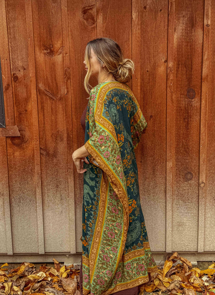 
                  
                    Load image into Gallery viewer, Honey Flax Floral Duster
                  
                