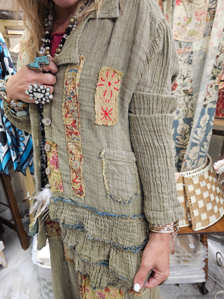 
                  
                    Load image into Gallery viewer, So Charming Ruffle Patch Jacket
                  
                