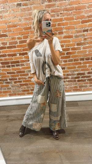 
                  
                    Load image into Gallery viewer, Lined Up Trouser Pants
                  
                