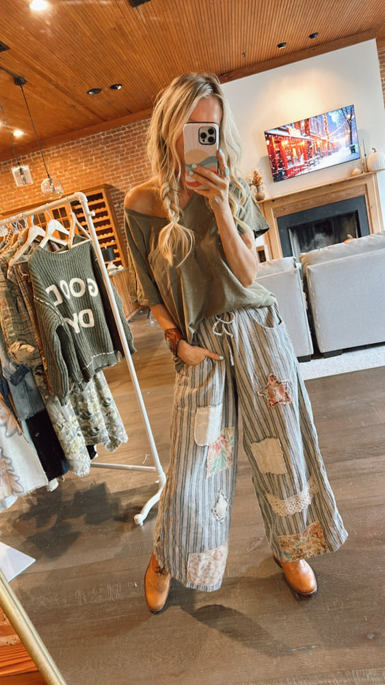 
                  
                    Load image into Gallery viewer, Lined Up Trouser Pants
                  
                