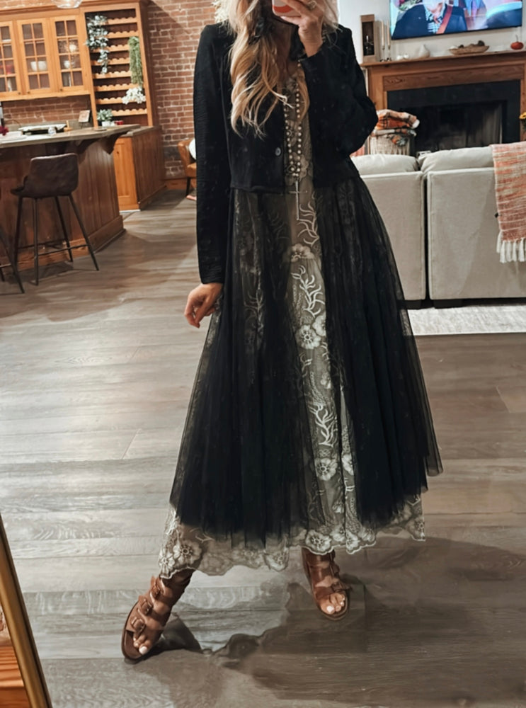 
                  
                    Load image into Gallery viewer, Garden Bliss Dress
                  
                