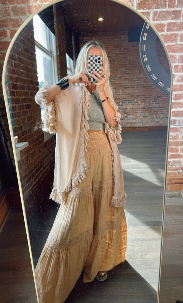 
                  
                    Load image into Gallery viewer, Sunkissed Kimono
                  
                