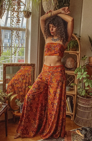 
                  
                    Load image into Gallery viewer, Boho Silk Palazzo Pants (Sage)
                  
                