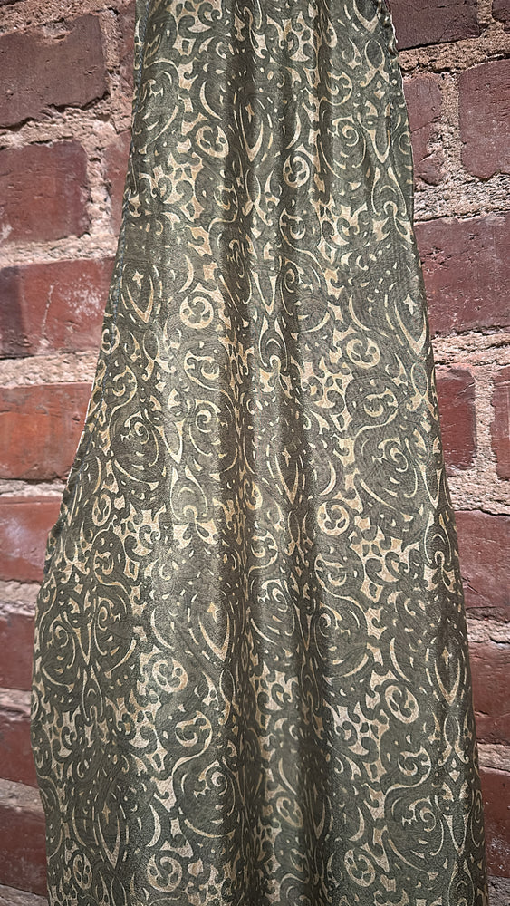 
                  
                    Load image into Gallery viewer, Reversible Silk Crossbody Bag
                  
                