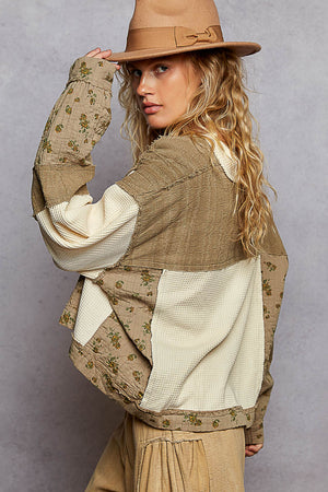 
                  
                    Load image into Gallery viewer, Harlowe Pullover
                  
                