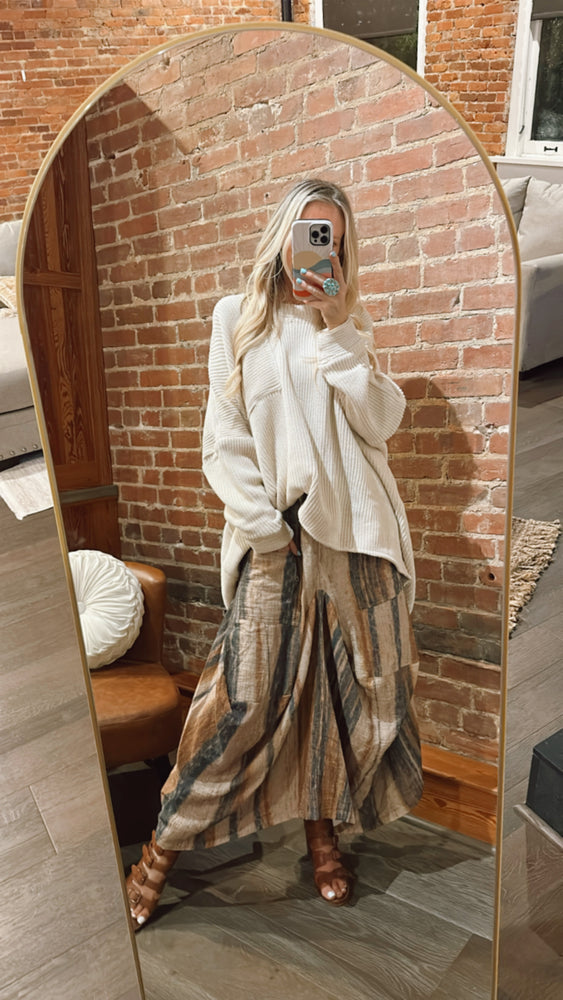 
                  
                    Load image into Gallery viewer, Charlie Organic Cotton Sweater
                  
                