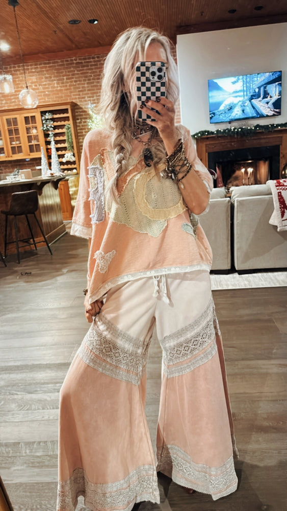 
                  
                    Load image into Gallery viewer, Perfect Tones Wide Leg Pants
                  
                