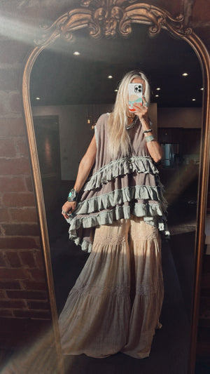 
                  
                    Load image into Gallery viewer, Fablewood Tunic Top
                  
                