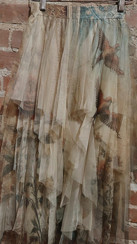 
                  
                    Load image into Gallery viewer, Vintage Sparrow Tulle Skirt
                  
                