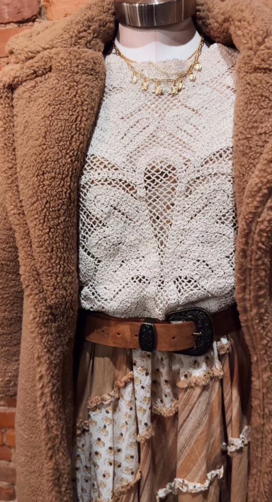 
                  
                    Load image into Gallery viewer, Cali Crochet Top
                  
                