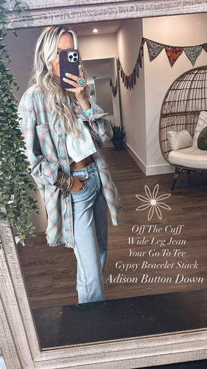 
                  
                    Load image into Gallery viewer, Off The Cuff Wide Leg Jean
                  
                