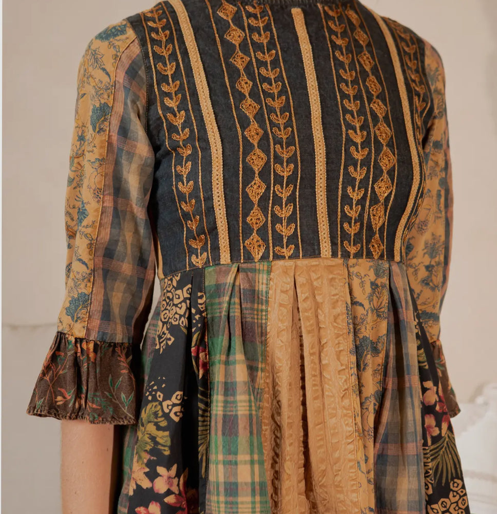 
                  
                    Load image into Gallery viewer, Embroidered Tunic (or dress)
                  
                