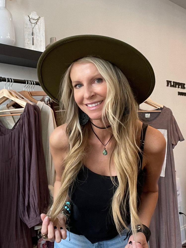 
                  
                    Load image into Gallery viewer, Wynona Hat (Adjustable)
                  
                