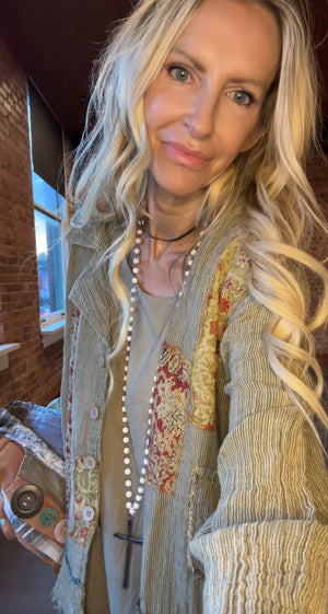 
                  
                    Load image into Gallery viewer, So Charming Ruffle Patch Jacket
                  
                