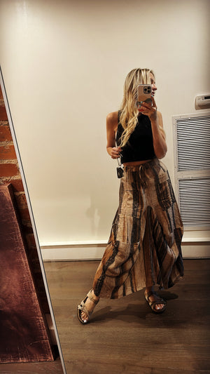 
                  
                    Load image into Gallery viewer, Evening Hues Skirt
                  
                