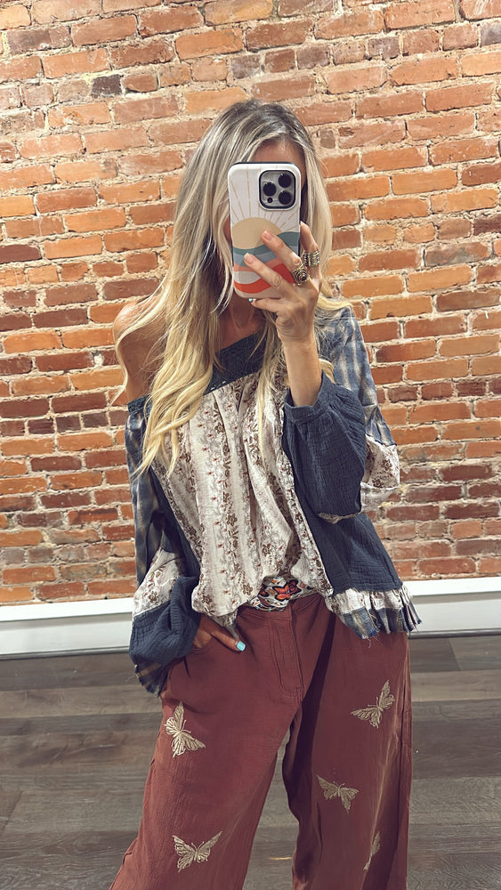 
                  
                    Load image into Gallery viewer, Sweet On You Butterfly Pants
                  
                