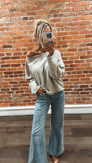 
                  
                    Load image into Gallery viewer, Benny Jeans
                  
                
